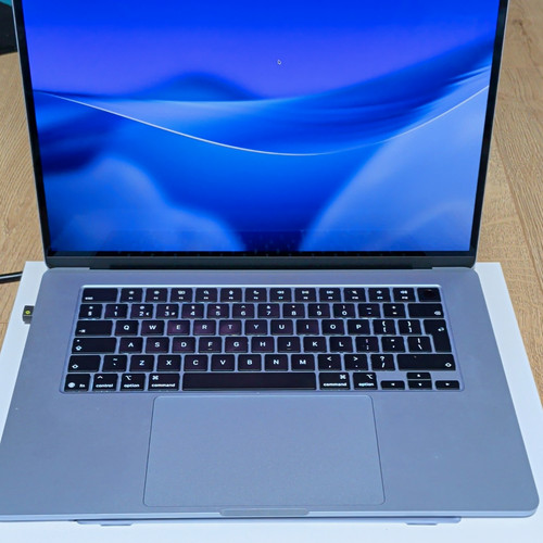 Apple macbook air - apple,